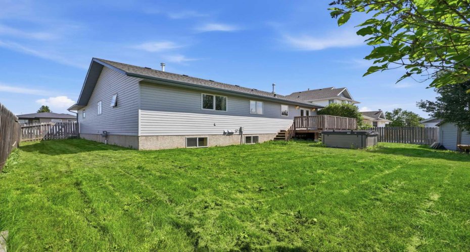 5408 52A Street, Eckville, Alberta T0M 0X0, 3 Bedroom Bedrooms, 0 ,2 BathroomBathrooms,Residential,For Sale,52A,0,A2323838