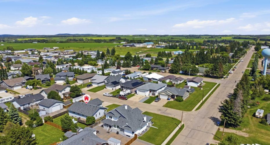5408 52A Street, Eckville, Alberta T0M 0X0, 3 Bedroom Bedrooms, 0 ,2 BathroomBathrooms,Residential,For Sale,52A,0,A2323838