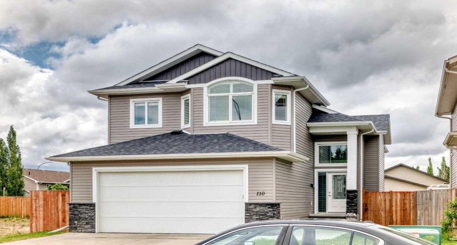 110 Cedar Square, Blackfalds, Alberta T4M0B4, 3 Bedroom Bedrooms, 0 ,2 BathroomBathrooms,Residential,For Sale,Cedar,0,A2323921