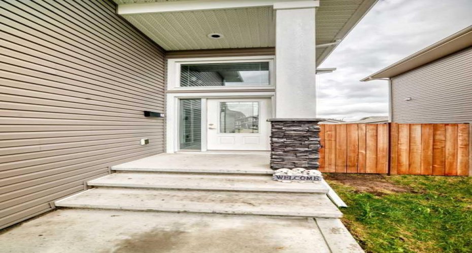 110 Cedar Square, Blackfalds, Alberta T4M0B4, 3 Bedroom Bedrooms, 0 ,2 BathroomBathrooms,Residential,For Sale,Cedar,0,A2323921