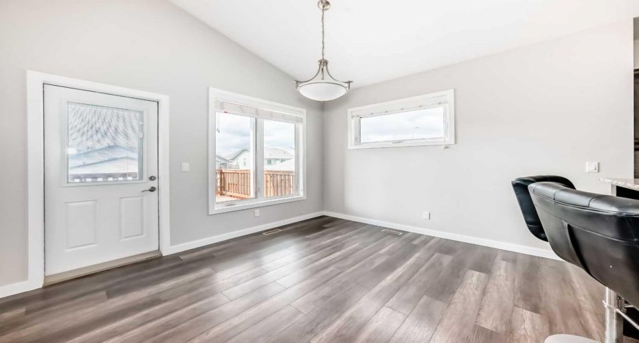 110 Cedar Square, Blackfalds, Alberta T4M0B4, 3 Bedroom Bedrooms, 0 ,2 BathroomBathrooms,Residential,For Sale,Cedar,0,A2323921