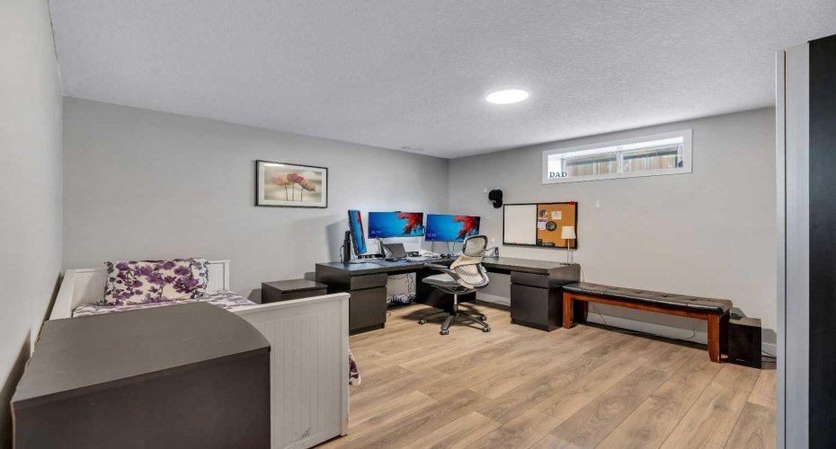 480 Douglas Glen Point, Calgary, Alberta T2Z 3G4, 4 Bedroom Bedrooms, 0 ,4 BathroomBathrooms,Residential,For Sale,Douglas Glen,0,A2323930