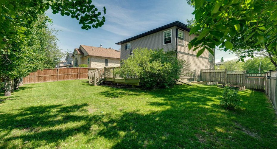 480 Douglas Glen Point, Calgary, Alberta T2Z 3G4, 4 Bedroom Bedrooms, 0 ,4 BathroomBathrooms,Residential,For Sale,Douglas Glen,0,A2323930