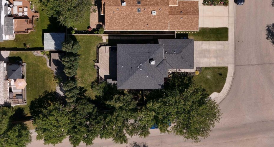 480 Douglas Glen Point, Calgary, Alberta T2Z 3G4, 4 Bedroom Bedrooms, 0 ,4 BathroomBathrooms,Residential,For Sale,Douglas Glen,0,A2323930