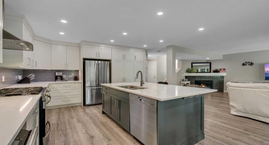 480 Douglas Glen Point, Calgary, Alberta T2Z 3G4, 4 Bedroom Bedrooms, 0 ,4 BathroomBathrooms,Residential,For Sale,Douglas Glen,0,A2323930