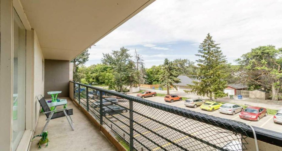 4700 55 Street, Red Deer, Alberta T4N 2H8, 1 Bedroom Bedrooms, 0 ,1 BathroomBathrooms,Residential,For Sale,55,0,A2324139
