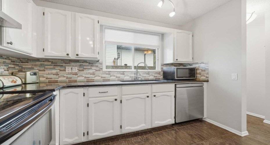 Tons of counter space