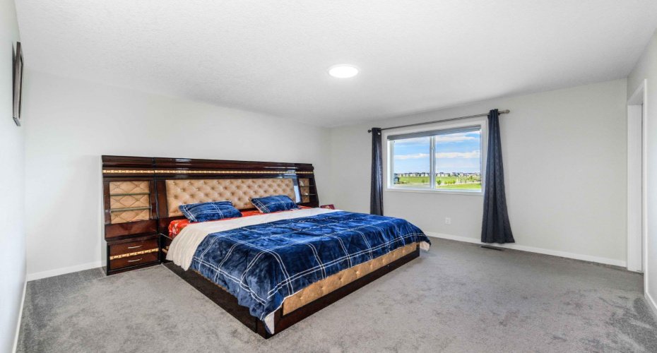 983 Corner Meadows Way, Calgary, Alberta T3N 1X8, 7 Bedroom Bedrooms, 0 ,6 BathroomBathrooms,Residential,For Sale,Corner Meadows,0,A2328223