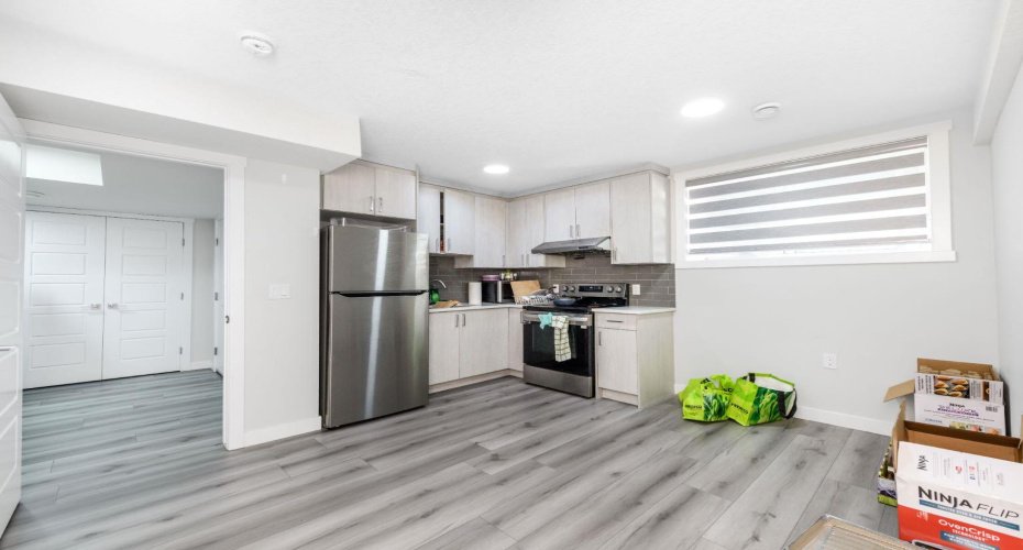 983 Corner Meadows Way, Calgary, Alberta T3N 1X8, 7 Bedroom Bedrooms, 0 ,6 BathroomBathrooms,Residential,For Sale,Corner Meadows,0,A2328223