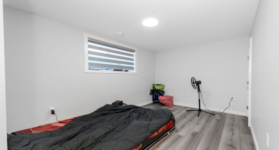 983 Corner Meadows Way, Calgary, Alberta T3N 1X8, 7 Bedroom Bedrooms, 0 ,6 BathroomBathrooms,Residential,For Sale,Corner Meadows,0,A2328223