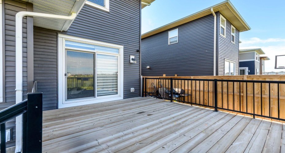 983 Corner Meadows Way, Calgary, Alberta T3N 1X8, 7 Bedroom Bedrooms, 0 ,6 BathroomBathrooms,Residential,For Sale,Corner Meadows,0,A2328223