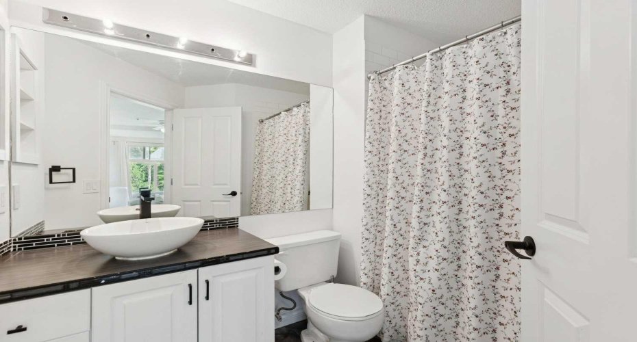 1010 Arbour Lake Road, Calgary, Alberta T3G 4Y8, 2 Bedroom Bedrooms, 0 ,2 BathroomBathrooms,Residential,For Sale,Arbour Lake,0,A2328226