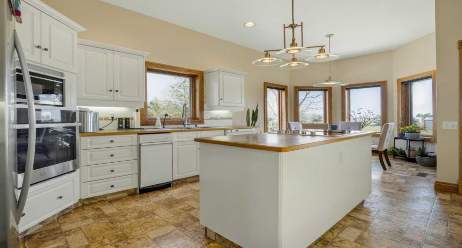 90013 212, Rural Lethbridge County, Alberta T1J 5N9, 5 Bedroom Bedrooms, 0 ,3 BathroomBathrooms,Residential,For Sale,212,0,A2328229