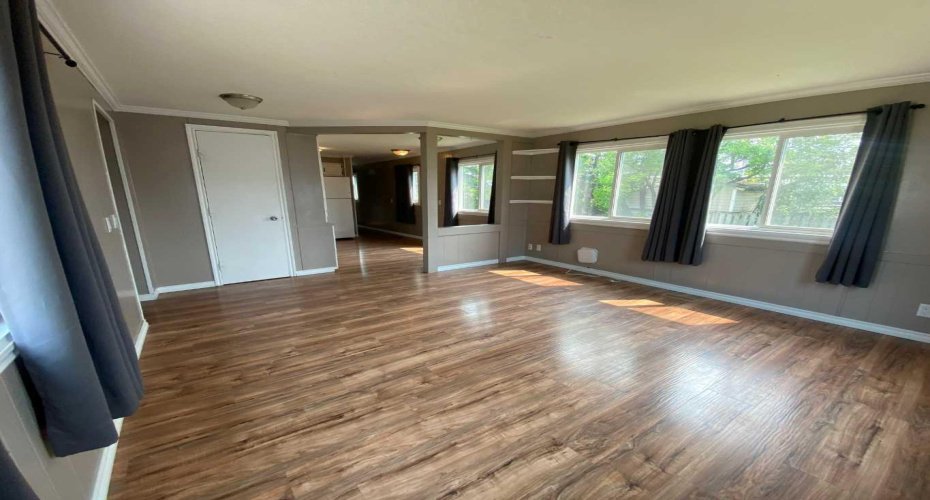 810 56 Street, Edson, Alberta T7E 1P4, 3 Bedroom Bedrooms, 0 ,1 BathroomBathrooms,Mobile,For Sale,56 Street,0,A2328231