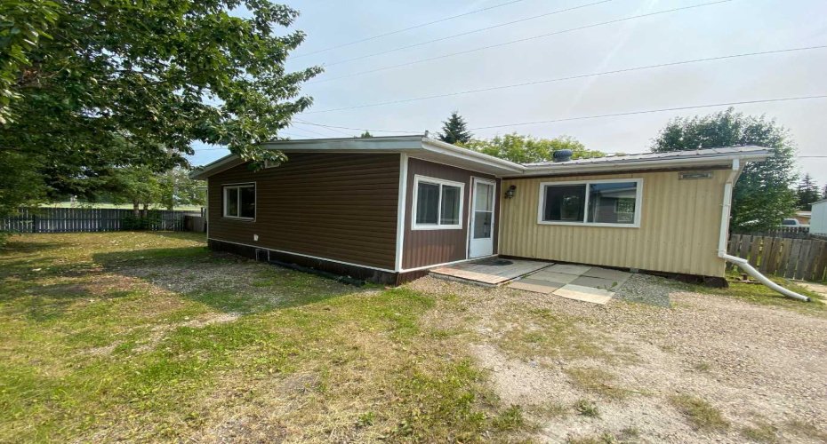 810 56 Street, Edson, Alberta T7E 1P4, 3 Bedroom Bedrooms, 0 ,1 BathroomBathrooms,Mobile,For Sale,56 Street,0,A2328231