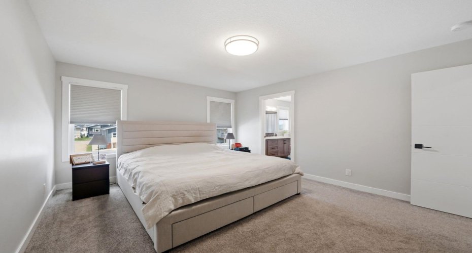 101 Longmire Close, Red Deer, Alberta T4R 0T1, 4 Bedroom Bedrooms, 0 ,3 BathroomBathrooms,Residential,For Sale,Longmire,0,A2328232