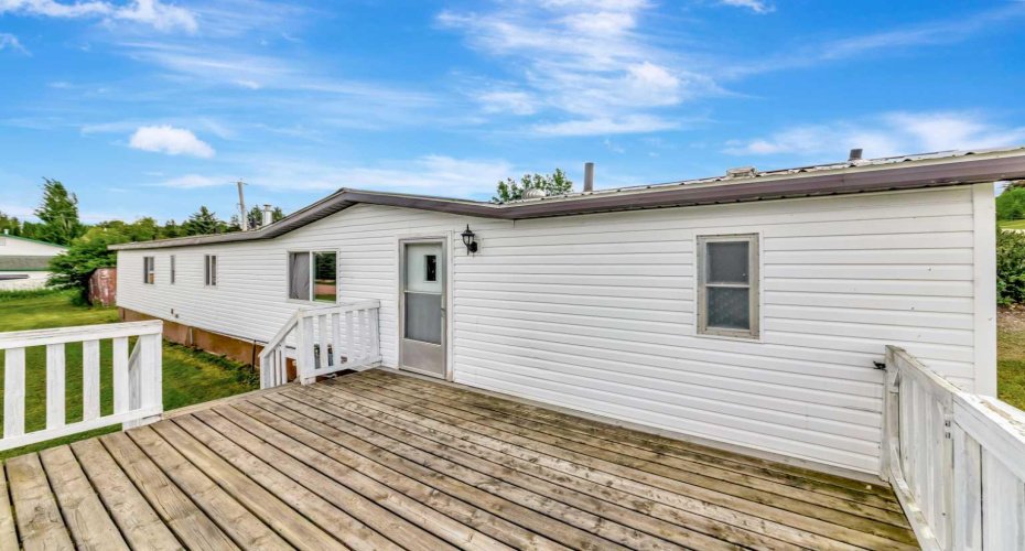 301 8 Avenue, Paradise Hill, Saskatchewan S0M 2G0, 2 Bedroom Bedrooms, 0 ,2 BathroomBathrooms,Residential,For Sale,8,0,A2328239