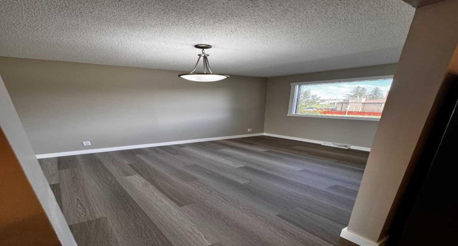 3429 19 Avenue, Calgary, Alberta t2b 0a6, 5 Bedroom Bedrooms, 0 ,3 BathroomBathrooms,Residential,For Sale,19,0,A2328241