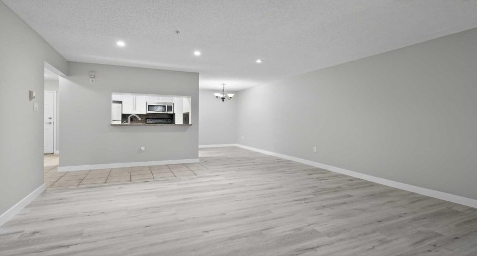 790 Kingsmere Crescent, Calgary, Alberta T2V 2H8, 1 Bedroom Bedrooms, 0 ,1 BathroomBathrooms,Residential,For Sale,Kingsmere,0,A2328249