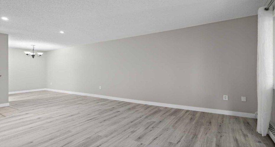 790 Kingsmere Crescent, Calgary, Alberta T2V 2H8, 1 Bedroom Bedrooms, 0 ,1 BathroomBathrooms,Residential,For Sale,Kingsmere,0,A2328249