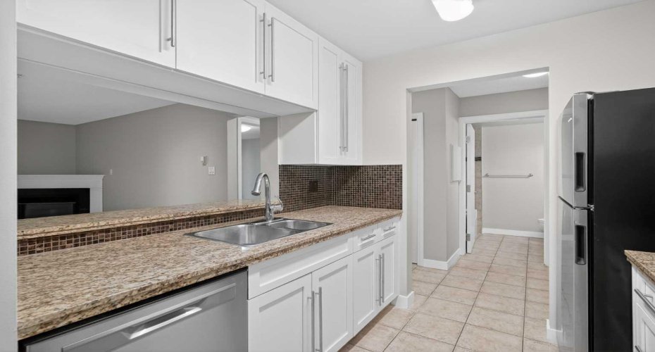 790 Kingsmere Crescent, Calgary, Alberta T2V 2H8, 1 Bedroom Bedrooms, 0 ,1 BathroomBathrooms,Residential,For Sale,Kingsmere,0,A2328249