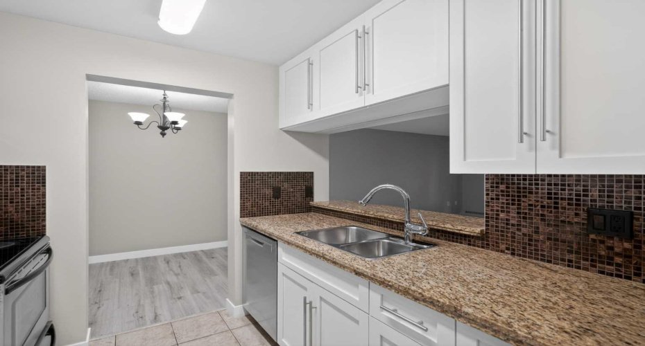 790 Kingsmere Crescent, Calgary, Alberta T2V 2H8, 1 Bedroom Bedrooms, 0 ,1 BathroomBathrooms,Residential,For Sale,Kingsmere,0,A2328249