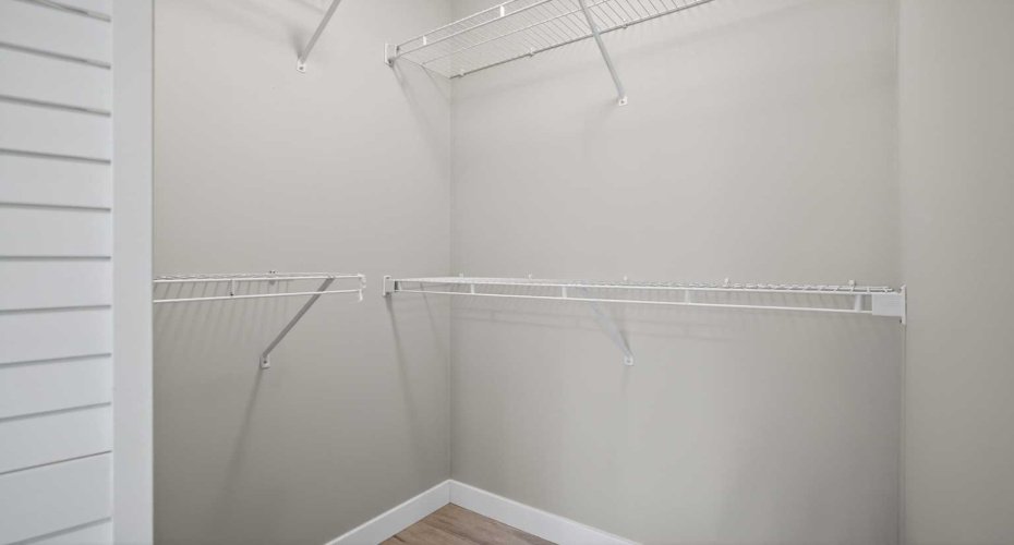 790 Kingsmere Crescent, Calgary, Alberta T2V 2H8, 1 Bedroom Bedrooms, 0 ,1 BathroomBathrooms,Residential,For Sale,Kingsmere,0,A2328249