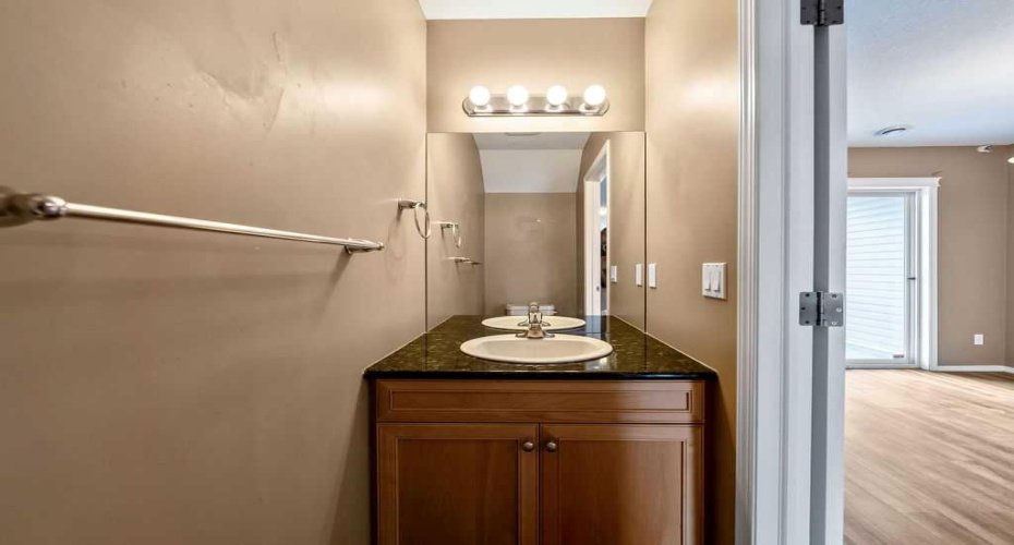 108 Sunrise Terrace, High River, Alberta T1V 0C2, 3 Bedroom Bedrooms, 0 ,2 BathroomBathrooms,Residential,For Sale,Sunrise,0,A2328251