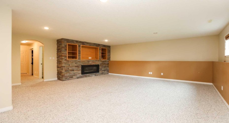 227 Rivermill Manor W, Lethbridge, Alberta T1K 8C5, 5 Bedroom Bedrooms, 0 ,3 BathroomBathrooms,Residential,For Sale,Rivermill Manor W,0,A2328254