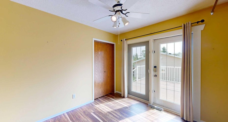 4111 61 Street, Stettler, Alberta T4K1H1, 2 Bedroom Bedrooms, 0 ,2 BathroomBathrooms,Residential,For Sale,61,0,A2328255