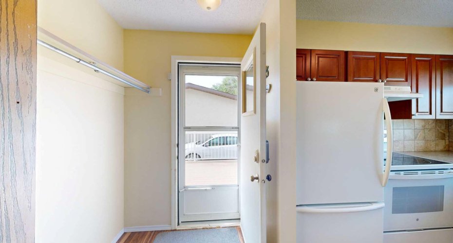 4111 61 Street, Stettler, Alberta T4K1H1, 2 Bedroom Bedrooms, 0 ,2 BathroomBathrooms,Residential,For Sale,61,0,A2328255