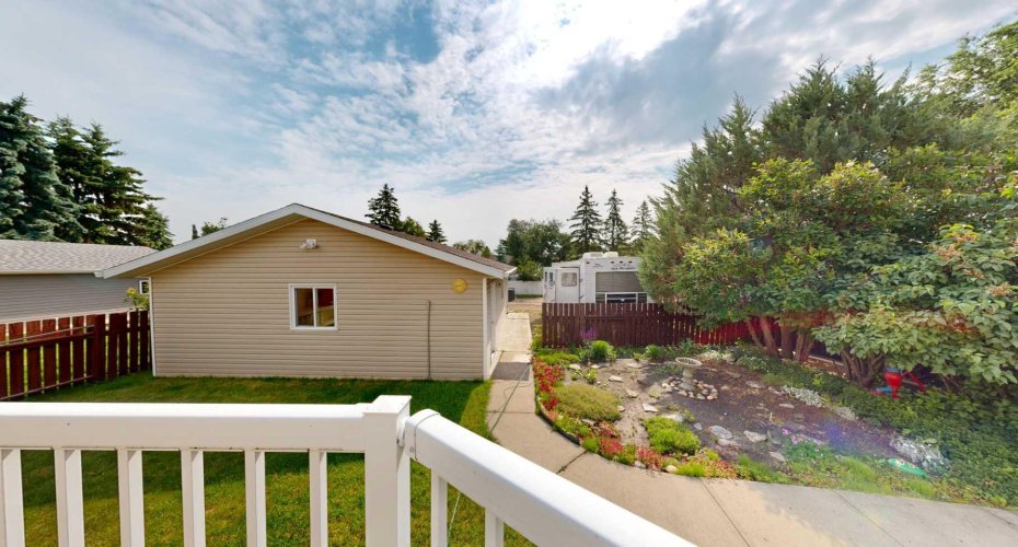 4111 61 Street, Stettler, Alberta T4K1H1, 2 Bedroom Bedrooms, 0 ,2 BathroomBathrooms,Residential,For Sale,61,0,A2328255