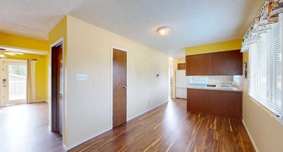 4111 61 Street, Stettler, Alberta T4K1H1, 2 Bedroom Bedrooms, 0 ,2 BathroomBathrooms,Residential,For Sale,61,0,A2328255