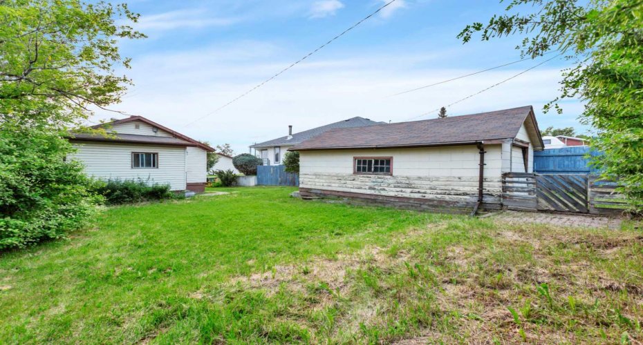 4715 48 Street, Rocky Mountain House, Alberta T4T 1C3, 2 Bedroom Bedrooms, 0 ,1 BathroomBathrooms,Residential,For Sale,48,0,A2328256