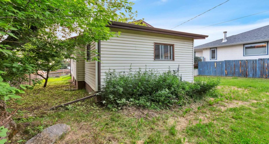 4715 48 Street, Rocky Mountain House, Alberta T4T 1C3, 2 Bedroom Bedrooms, 0 ,1 BathroomBathrooms,Residential,For Sale,48,0,A2328256