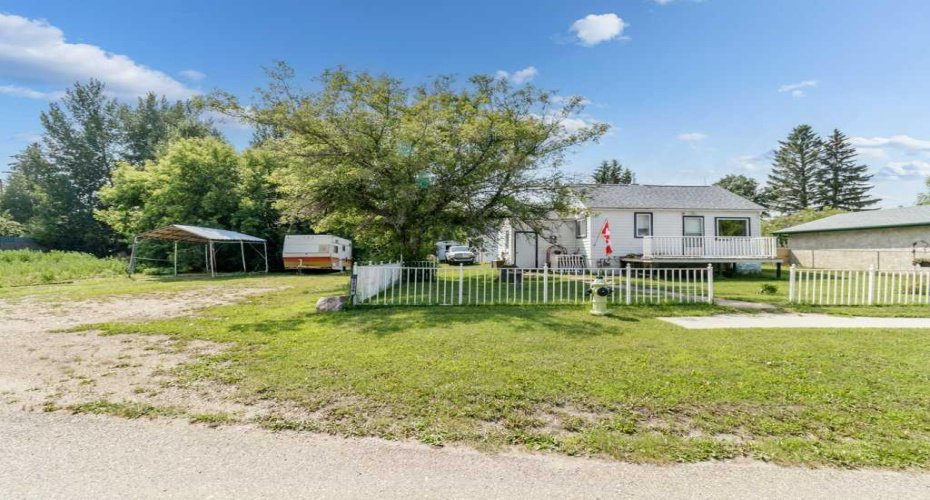 1836 21 Avenue, Delburne, Alberta T0M 0V0, 1 Bedroom Bedrooms, 0 ,1 BathroomBathrooms,Residential,For Sale,21,0,A2328257