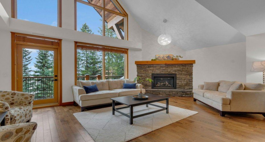 101E Stewart Creek Landing, Canmore, Alberta T1W 0E3, 3 Bedroom Bedrooms, 0 ,3 BathroomBathrooms,Residential,For Sale,Stewart Creek,0,A2328258