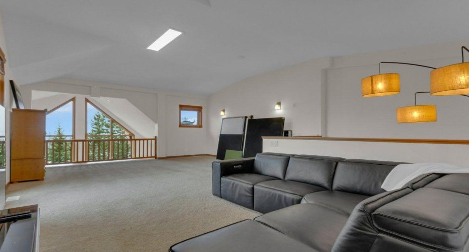 101E Stewart Creek Landing, Canmore, Alberta T1W 0E3, 3 Bedroom Bedrooms, 0 ,3 BathroomBathrooms,Residential,For Sale,Stewart Creek,0,A2328258