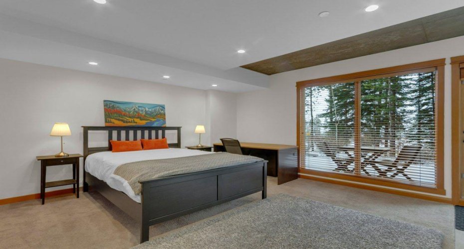101E Stewart Creek Landing, Canmore, Alberta T1W 0E3, 3 Bedroom Bedrooms, 0 ,3 BathroomBathrooms,Residential,For Sale,Stewart Creek,0,A2328258