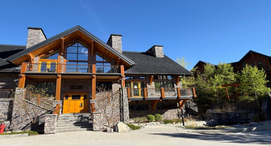 101E Stewart Creek Landing, Canmore, Alberta T1W 0E3, 3 Bedroom Bedrooms, 0 ,3 BathroomBathrooms,Residential,For Sale,Stewart Creek,0,A2328258