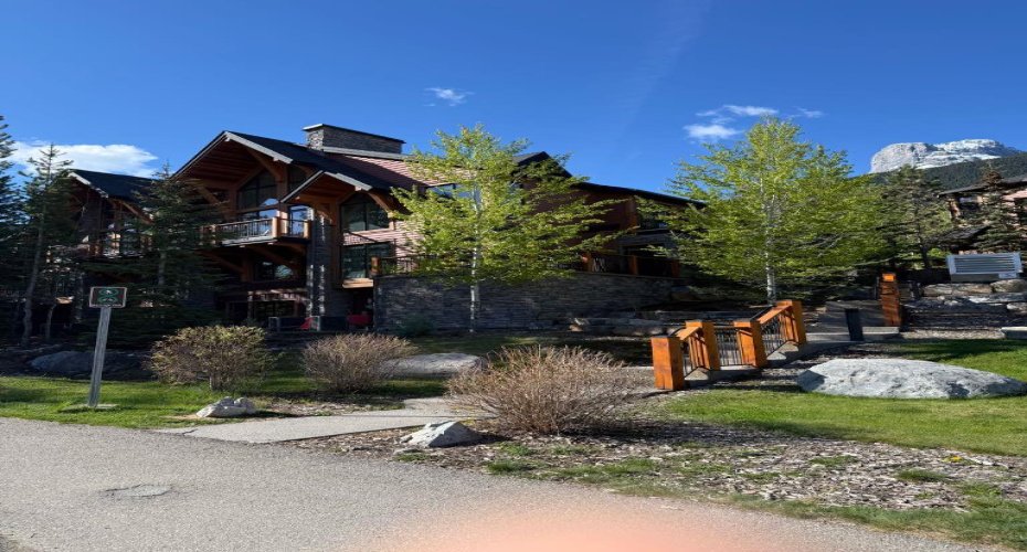 101E Stewart Creek Landing, Canmore, Alberta T1W 0E3, 3 Bedroom Bedrooms, 0 ,3 BathroomBathrooms,Residential,For Sale,Stewart Creek,0,A2328258