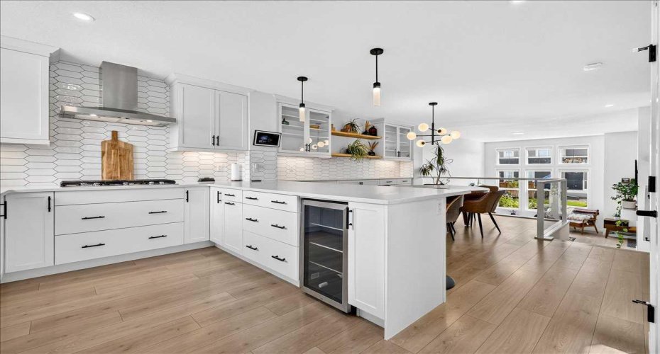 199 Magnolia Way, Calgary, Alberta T3M 3M7, 4 Bedroom Bedrooms, 0 ,4 BathroomBathrooms,Residential,For Sale,Magnolia,0,A2328265