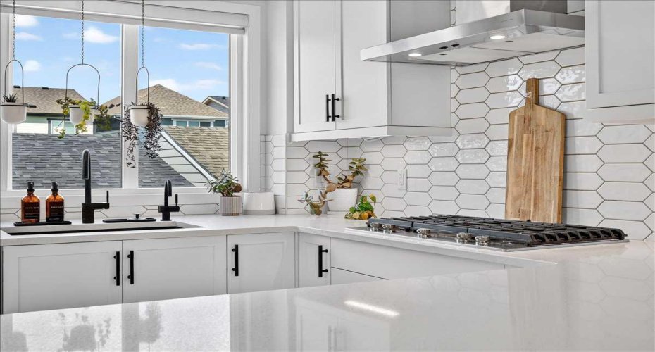 199 Magnolia Way, Calgary, Alberta T3M 3M7, 4 Bedroom Bedrooms, 0 ,4 BathroomBathrooms,Residential,For Sale,Magnolia,0,A2328265