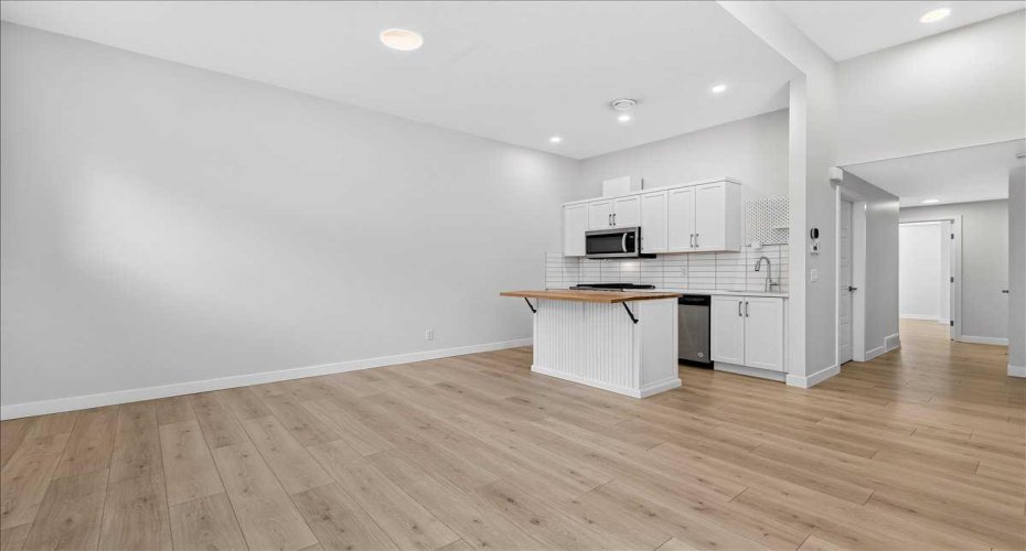 199 Magnolia Way, Calgary, Alberta T3M 3M7, 4 Bedroom Bedrooms, 0 ,4 BathroomBathrooms,Residential,For Sale,Magnolia,0,A2328265