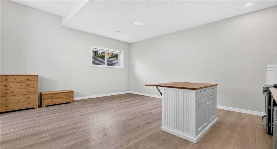 199 Magnolia Way, Calgary, Alberta T3M 3M7, 4 Bedroom Bedrooms, 0 ,4 BathroomBathrooms,Residential,For Sale,Magnolia,0,A2328265