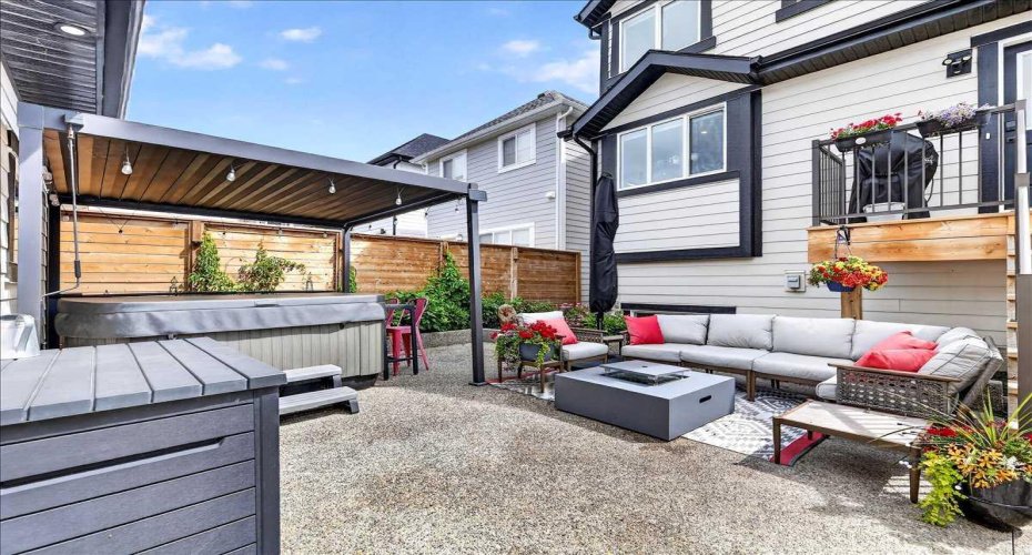 199 Magnolia Way, Calgary, Alberta T3M 3M7, 4 Bedroom Bedrooms, 0 ,4 BathroomBathrooms,Residential,For Sale,Magnolia,0,A2328265