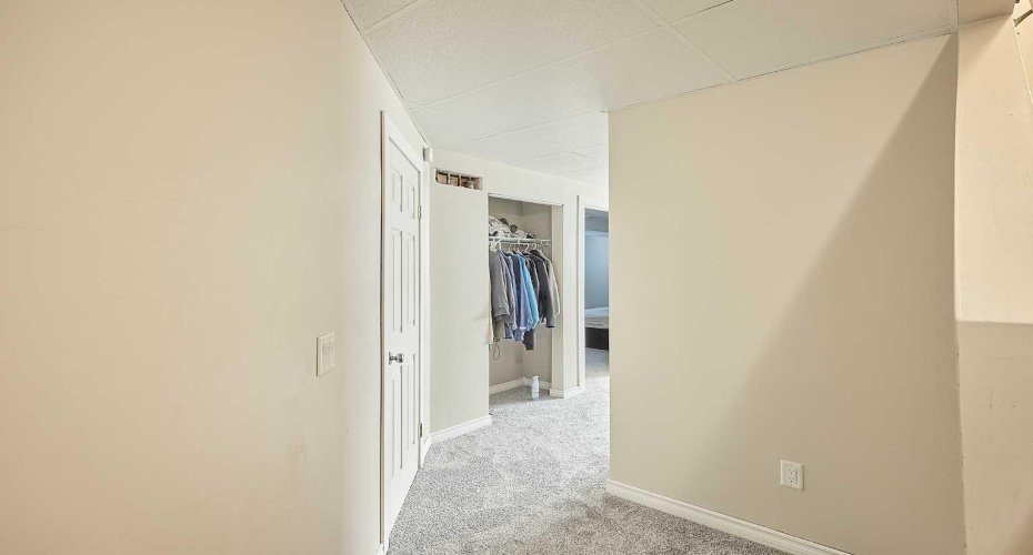 117 Douglas Ridge Circle, Calgary, Alberta T2Z 3C2, 5 Bedroom Bedrooms, 0 ,3 BathroomBathrooms,Residential,For Sale,Douglas Ridge,0,A2328269