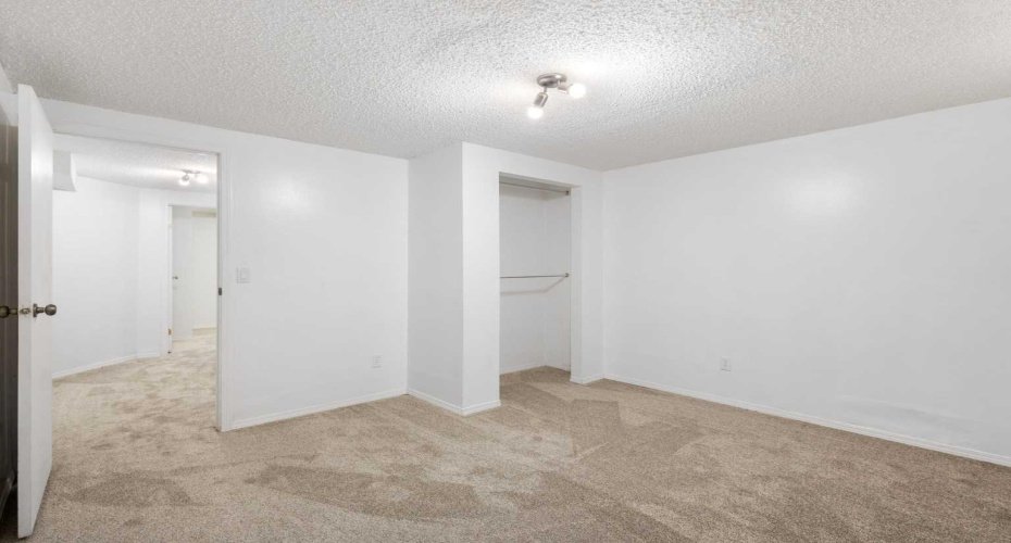 117 Douglasbank Way, Calgary, Alberta T2Z 1W4, 6 Bedroom Bedrooms, 0 ,4 BathroomBathrooms,Residential,For Sale,Douglasbank,0,A2328272