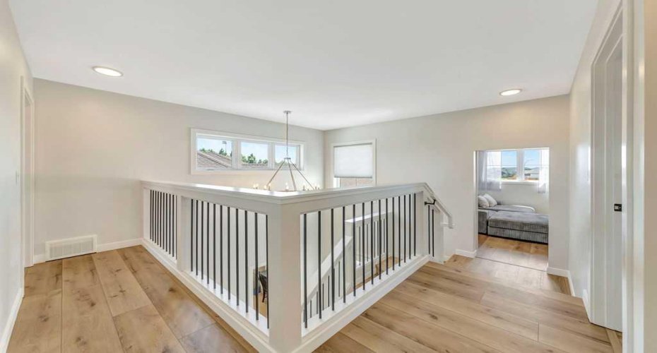 3805 70 Avenue, Lloydminster, Alberta T9V 3T2, 5 Bedroom Bedrooms, 0 ,4 BathroomBathrooms,Residential,For Sale,70,0,A2328273