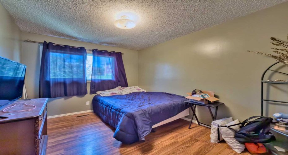 8534 21 Avenue, Coleman, Alberta T0K0M0, 4 Bedroom Bedrooms, 0 ,2 BathroomBathrooms,Residential,For Sale,21,0,A2328274